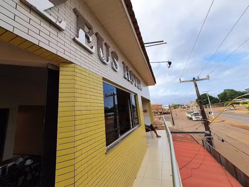 Zeus Hotel